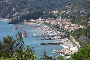 We are continually refining and adding to our portfolio of Nice Places to stay in Italy, so visit our site regularly to find somewhere just that little bit special. All our places to stay are presented with photos and descriptions taken and selected by us personally to give an impression as true to the reality as we can. All places are chosen by our team here in Italy for their combination of price, quality, charm and location. We work in partnership with family run hotels, guest houses and self-catering accommodations. This is NOT an unverified 'web portal' or online directory - we select only those places which we believe make excellent places to base a 1 week holiday or longer.